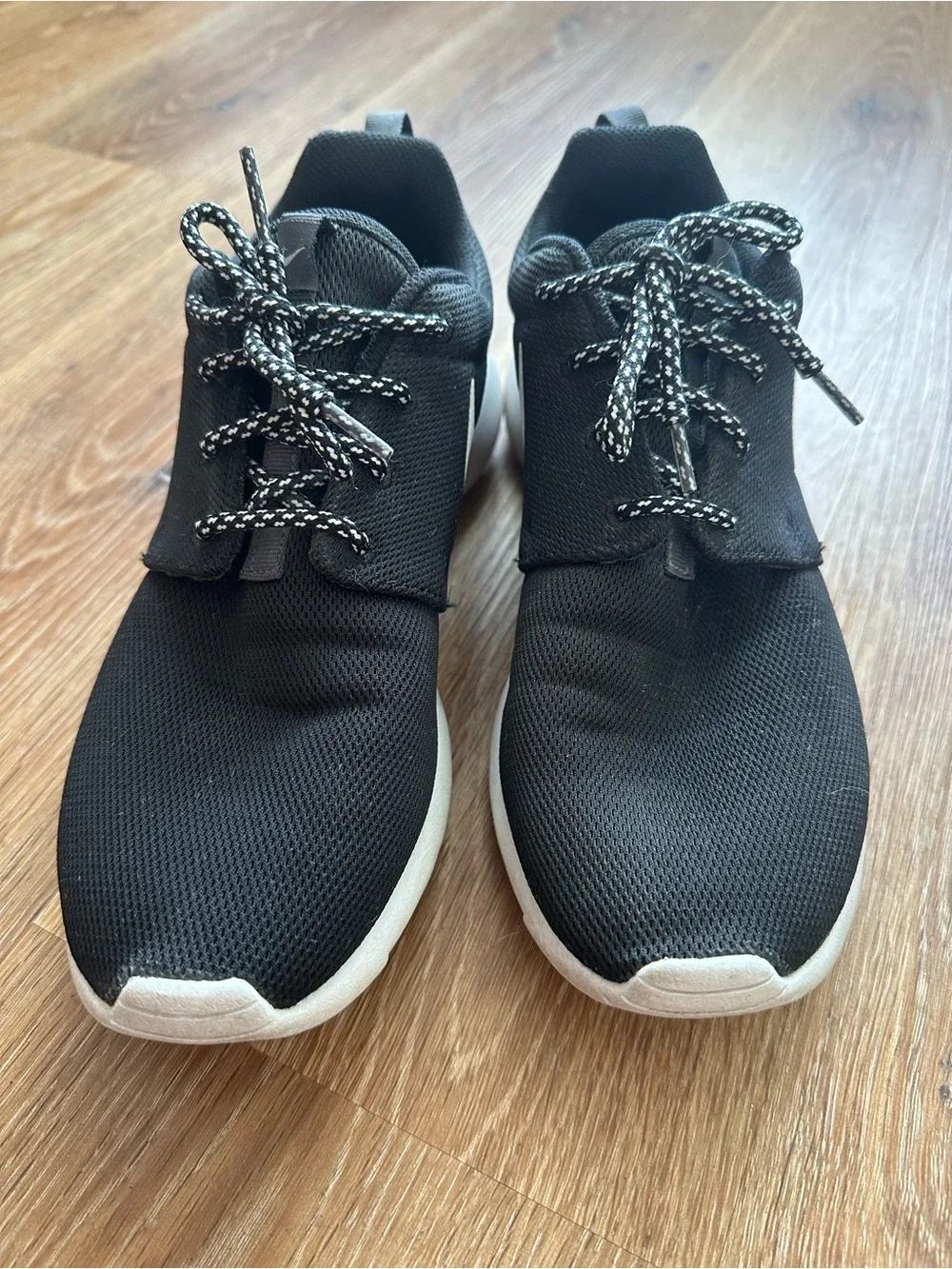 Nike breathable black